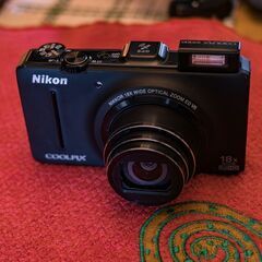 Nikon COOLPIX S9300 完動品