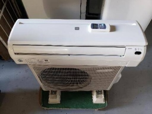 標準取付工事費・送料・分解クリーニング費込み　2.2kW CORONA 2019年