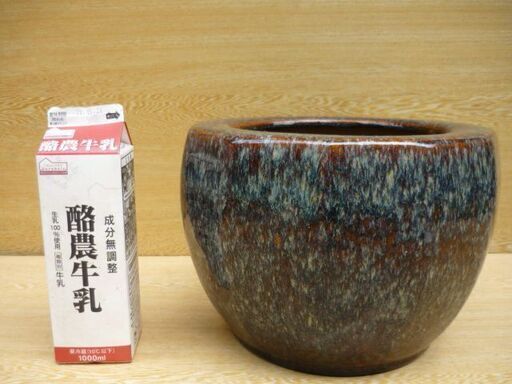 十二角型の陶器火鉢　メダカ入れ