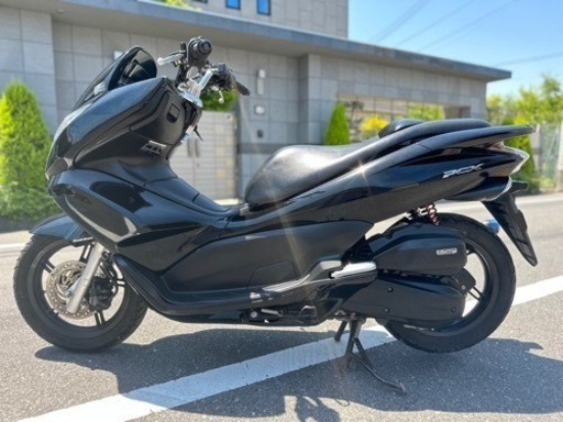 【小型〜中型も在庫豊富に御座いますよ!!⤴︎✌️】直ぐ乗れます◎低走行 綺麗なPCXが入庫しました!!