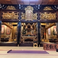 お寺でヨガ − 愛知県