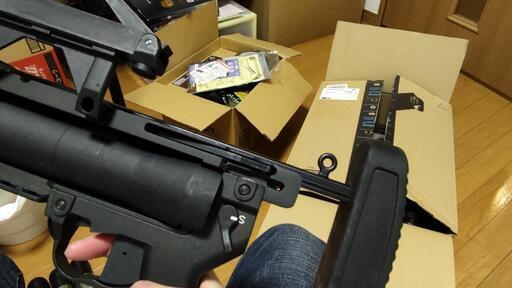 S&T M320A1グレネードランチャー プラス MAG製40mmがスカート（120発）3個