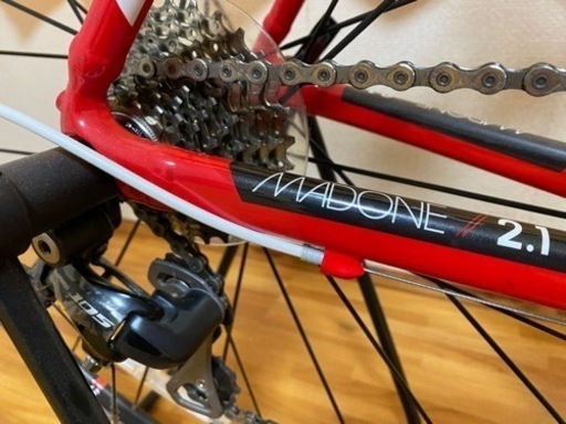 【決まりました】TREK トレック MADONE2.1 ロードバイク サイズ52 赤 4