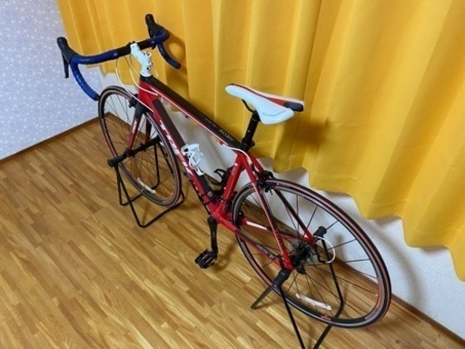 【決まりました】TREK トレック MADONE2.1 ロードバイク サイズ52 赤