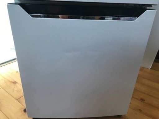 ハイセンス 冷凍冷蔵庫HR-D1301右開き2ドア自動霜取り機能130L