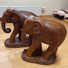 木彫り象　Wooden Elephantx2
