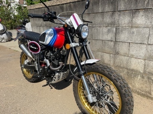 希少車　ブリット　ヒーロー125 低走行