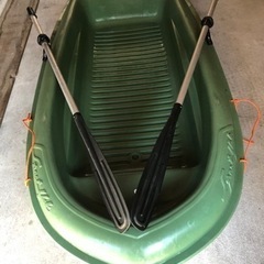 手漕ぎボート　オール付き　BIC SPORT