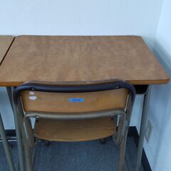 無料　学校机と椅子の中古品　12セット