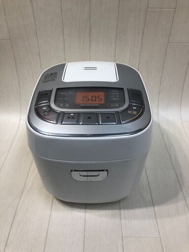 A2836\tアイリスオーヤマ　炊飯器　0.54L\t2018　ERC-MC30-W