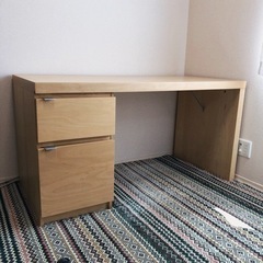 【取引先決定】IKEA デスク 勉強机　定価3万