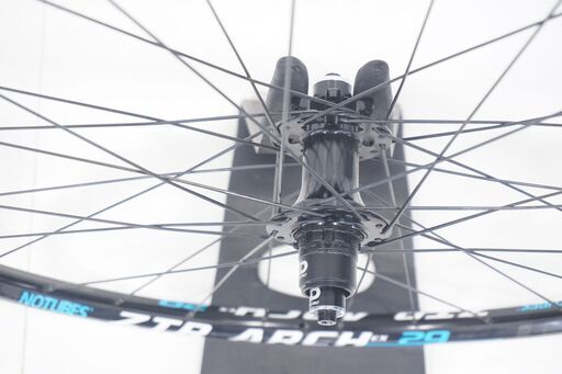 STANS NOTUBES 「スタンズ ノーチューブス」 ZTR ARCH 29インチ Leftyホイールセット