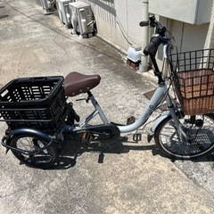 CHACLE（チャクル） エアレスタイヤ搭載 NATURAL FLOW CARGO  