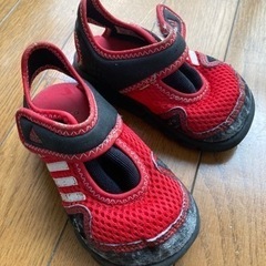 サンダル　13センチ　adidas