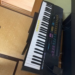 とても古いキーボード(鍵盤ピアノ)