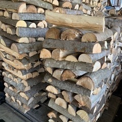 早い者勝ち！残りわずか！薪16,500円/m3 （1立米） 薪ストーブに！