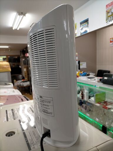 F1004 Panasonic 加湿セラミックファンヒーター DS-FKX1205 2019年製