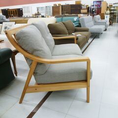 現状品 2人掛けソファ 幅127.5×奥行80×高さ84cm 木製フレーム グレー系 2Pソファ 家具 長椅子 ソファー 苫小牧西店