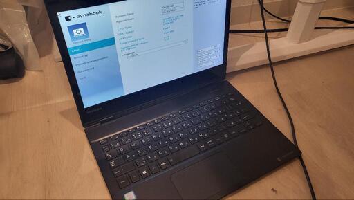 ノートパソコン dynabook v82  i7-8550u 8gb