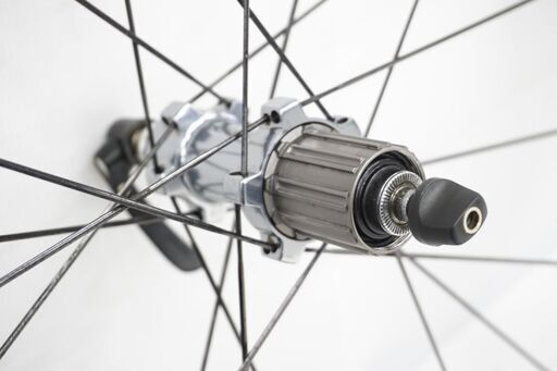 H*S様 SHIMANO デュラエースC35 WH-7900 ホイール 前輪のみ シマノ・デュラエースWH-7900-C35-CL 軽量な35ミリディープの万能