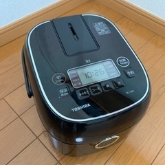TOSHIBA 3合炊き炊飯器(2021年製)