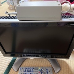 SHARP AQUOS 16型テレビ