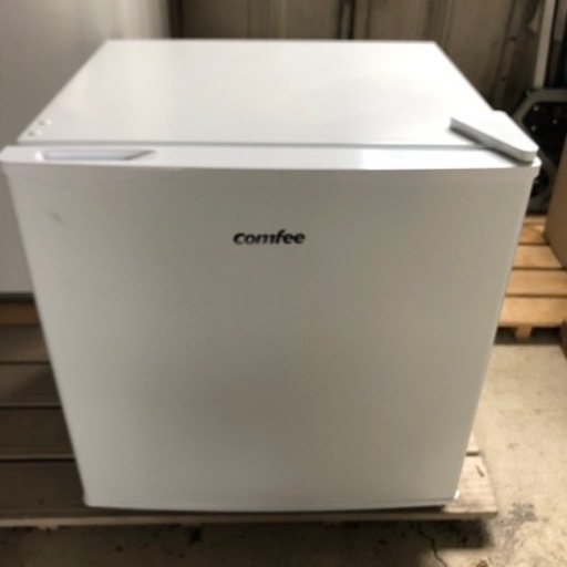 ◎Comfee　コンフィー　冷蔵庫　45L　RCD45WH/E　2021年製