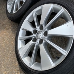 クラウンハイブリッド200系　タイヤホイール4本