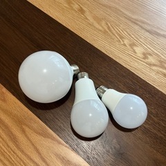 LED電球　3つセット　アイリスオーヤマ