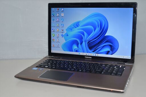 中古ノートパソコン Windows11+office 爆速SSD512GB+HDD1TB 東芝 T772/W5TF core i7-3610QM/メモリ16GB/17.3インチ/カメラ/無線/ブルーレイ