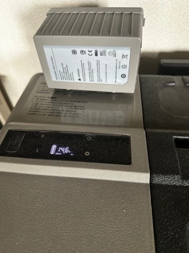 アウトドア　冷蔵冷凍庫　ポータブル　　クーラーボックス