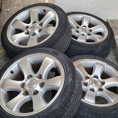 ランクルホイール? ハイエース200系にどうでしょうか？