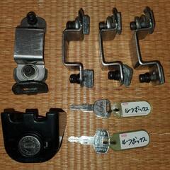 引き取り限定　TERZO　ルーフボックス