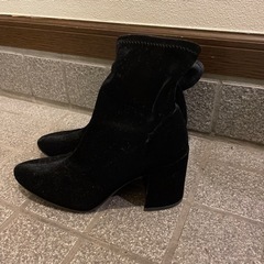 黒のブーツ　M