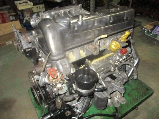 Mベンツ190E-16Vエンジンシリンダーヘツト販売23-25-16V