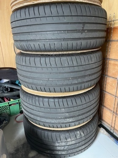 レイズベルサス19インチ