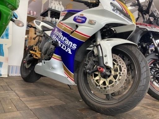 CBR1000RR 57後期フルパワー　ロスマンズ