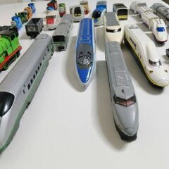 中古　N700形新幹線チョロＱ（未使用）と、電車のおもちゃセット...
