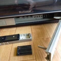 岩手　盛岡　th17-t1vr
　引き取り　手渡し　レア　希少　ナショナル　ブラウン管テレビ　アナログ　貴重　昭和レトロ