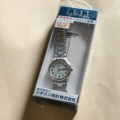 腕時計　未使用品　キューアンドキュー A203-204