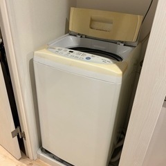 セミダブルベッド・冷蔵庫・洗濯機