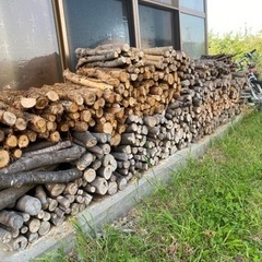 薪　キャンプ薪　焚き火　薪ストーブ　枝薪