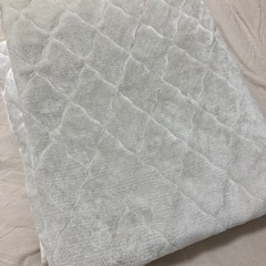 冬用　敷きパッド　敷き毛布　セミダブル　フランネル