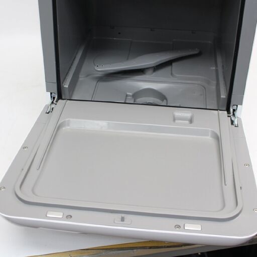 アイリスオーヤマのタンク式食器洗い乾燥機 水道工事不要 ISHT-5000-W 