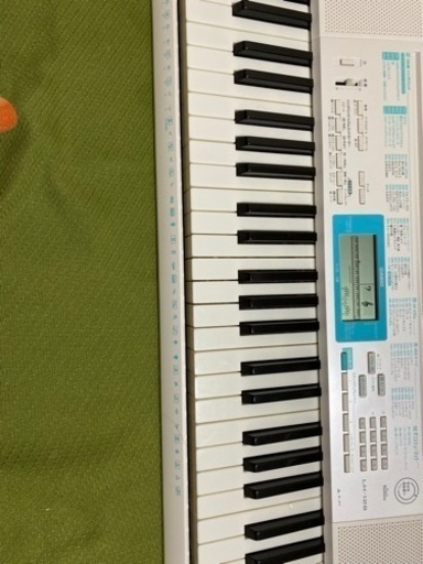 電子オルガン