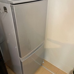 2017製137ℓ　SHARP冷蔵庫