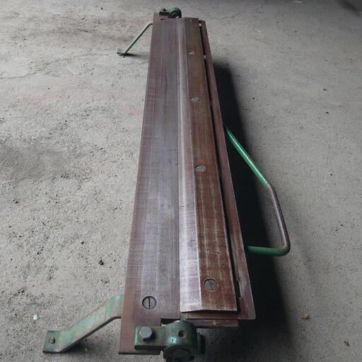 建築板金 アングルバッタ