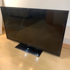 2016年製　32型テレビ