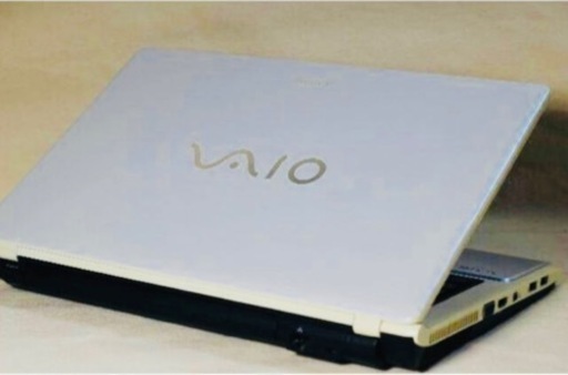 SONY   VAIO 14インチ人気のホワイトSSD 120 メモリ4GB