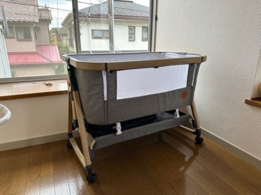 ベービーベッド　Feemom